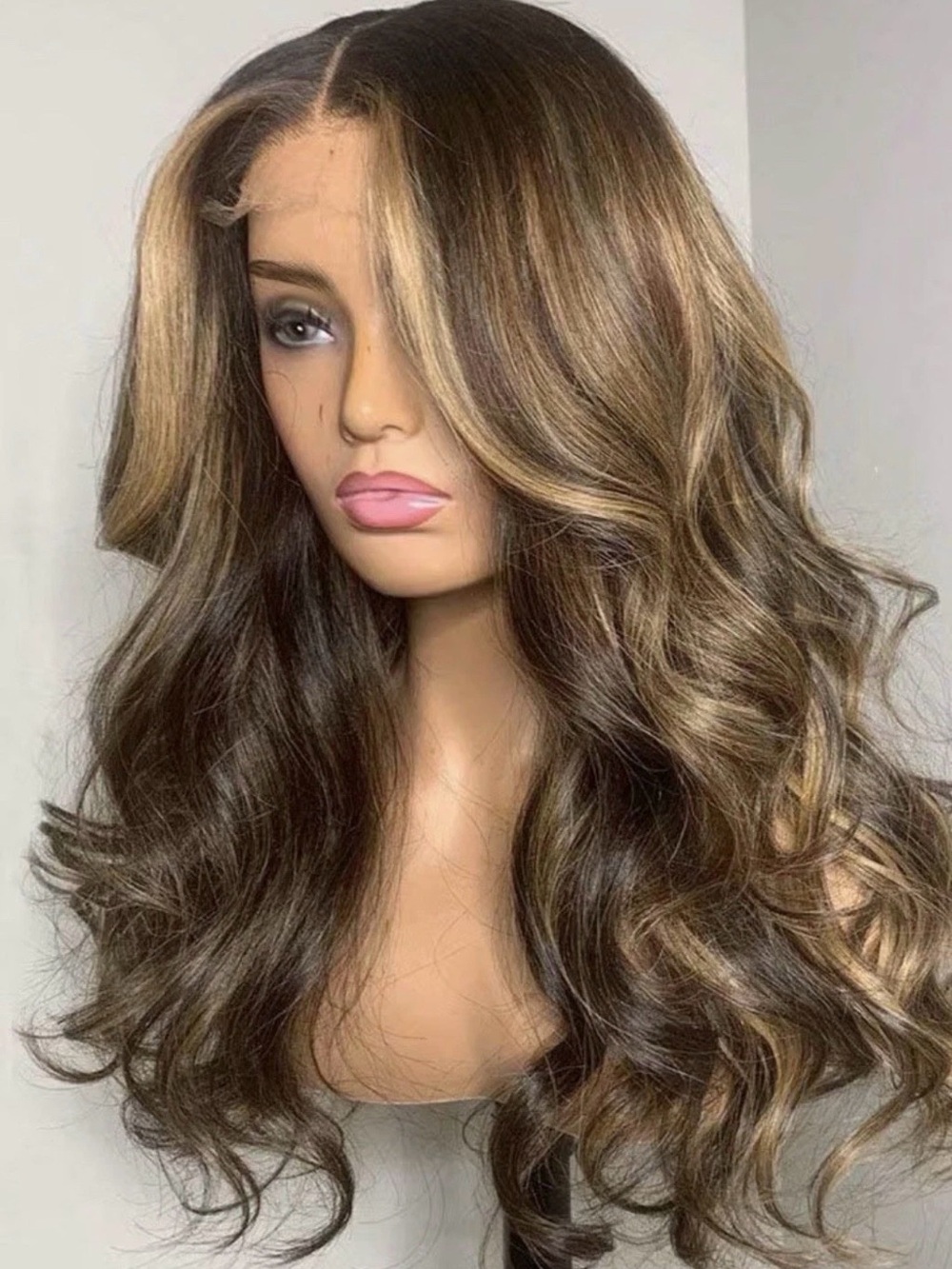 18” Real Human Hair Lace Front Wavy Highlighted- Brown with Blonde Highlights